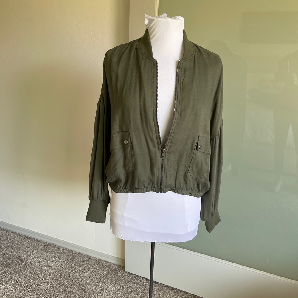 Bomber jacket